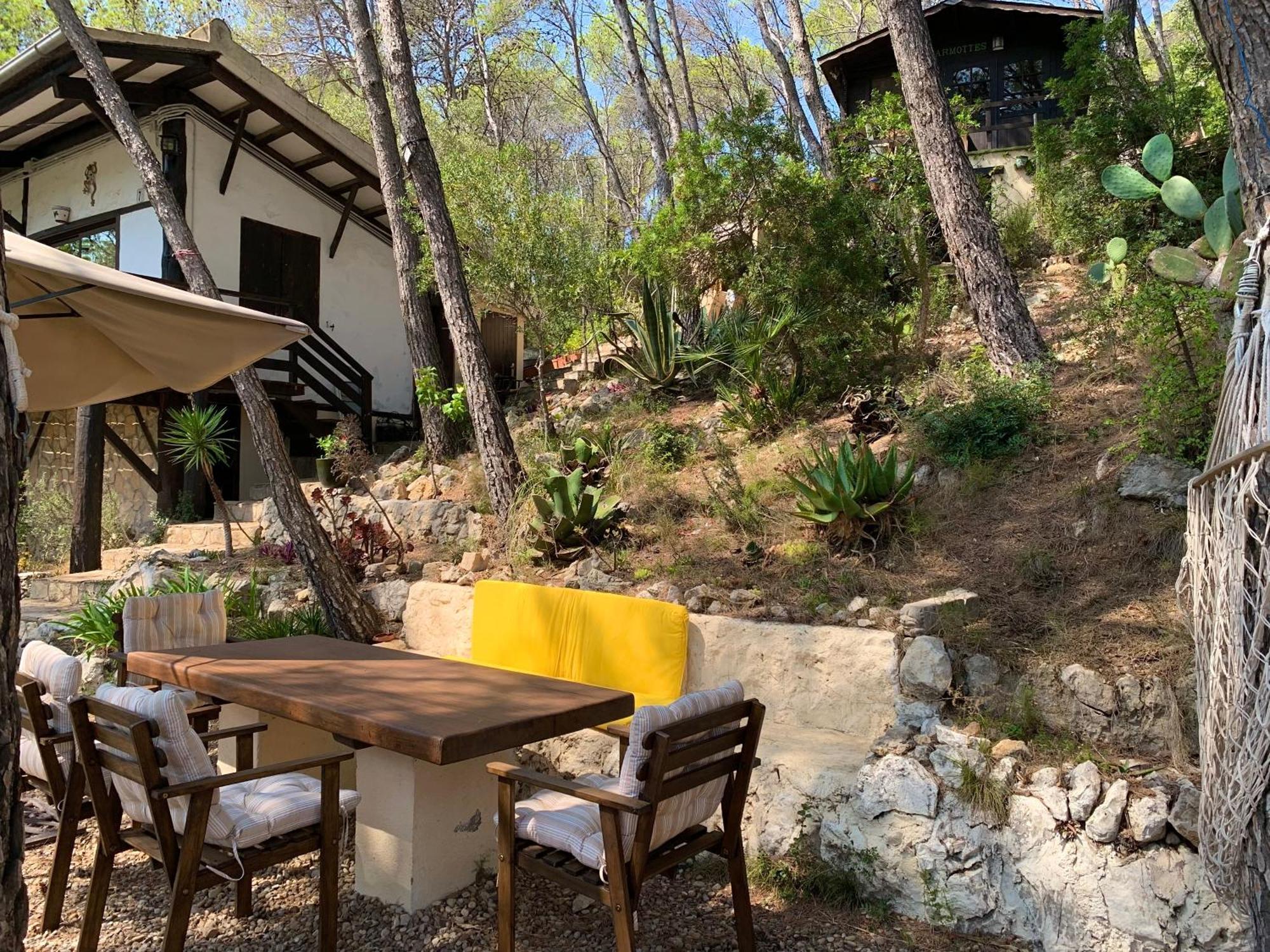 La Casita Del Bosque Apartment Sant Pere De Ribes Bagian luar foto
